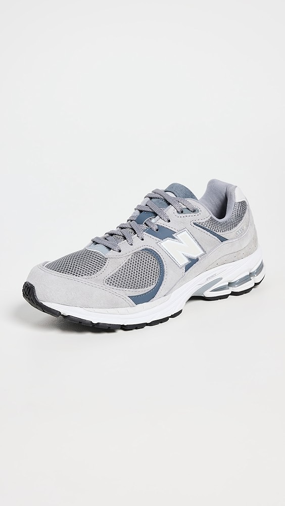 New Balance 2002R Sneakers – Running-Inspired Footwear