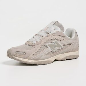 New Balance 204L Sneakers