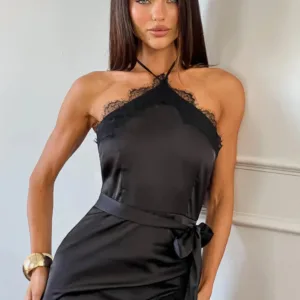 BB Exclusive Avery Black Lace Trim Halter Neck Mini Dress Avery Black Lace Trim Halter Neck Mini Dress