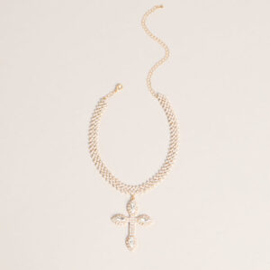 Windsor Bold Shine Rhinestone Cross Statement Necklace Bold Shine Rhinestone Cross Statement Necklace
