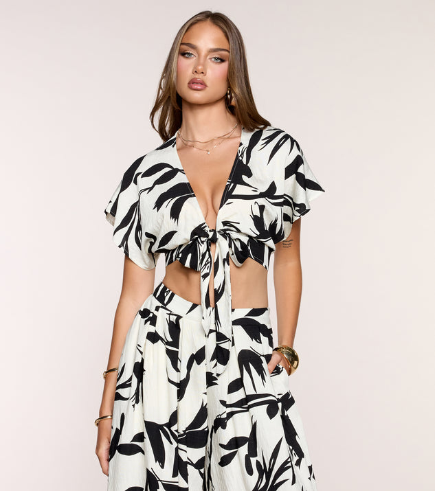 Windsor Breezy Vibe Tropical Print Tie-Front Top