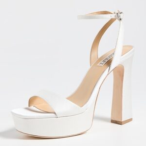 Caia Pumps