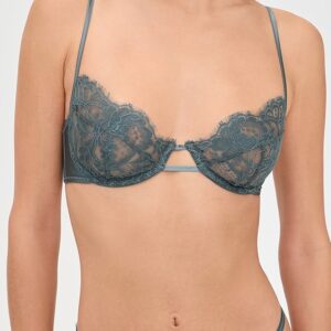 Kiki De Montparnasse Camille Demi Bra