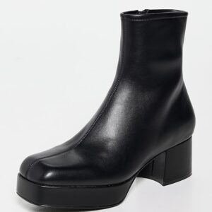 Capacity 2 Boots