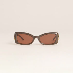 Windsor Caught Looking Rectangular Sunglasses