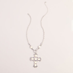 Windsor Chic Statement Cross Pendant Necklace Chic Statement Cross Pendant Necklace