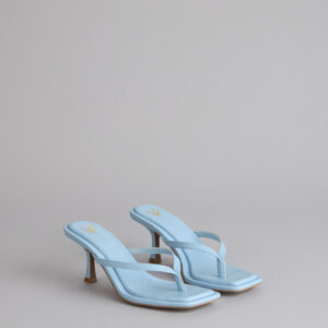 Windsor Chic Step Thong Kitten Heel Sandals Chic Step Thong Kitten Heel Sandals