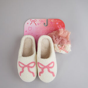 Cozy Cutie Slippers And Scrunchies Set