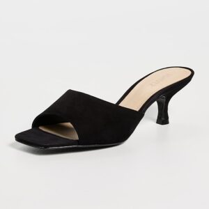 Dethalia Sandals