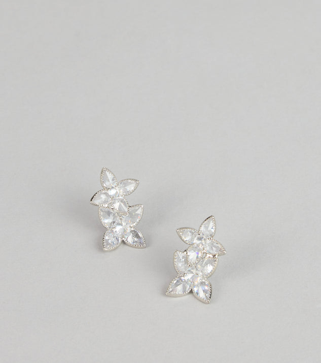 Windsor Elegant Shine Rhinestone Cluster Stud Earrings