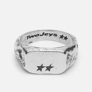 Elongated Ring