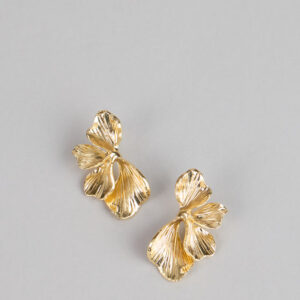 Windsor Falling For You Leaf Earrings Falling For You Leaf Earrings