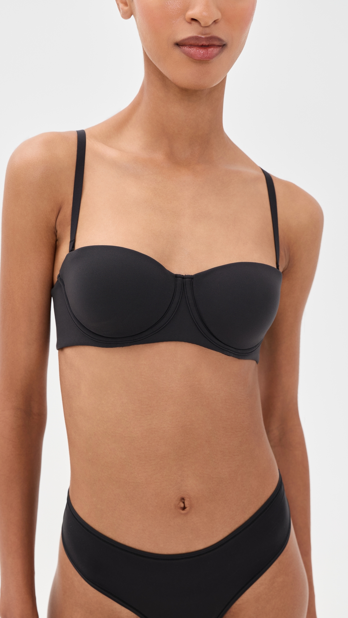 SKIMS Fits Everybody Strapless Bra