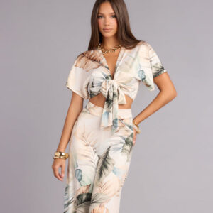 Windsor Getaway Mode Tropical Print Tie-Front Top Getaway Mode Tropical Print Tie-Front Top
