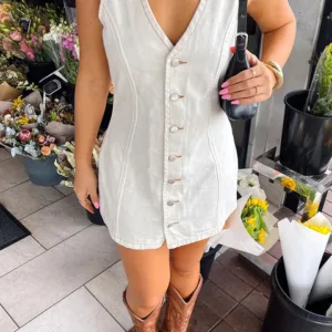 BB Exclusive Isla White Wash Denim Mini Dress