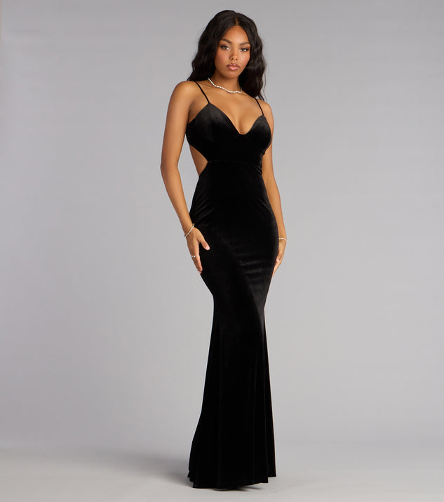 Windsor Marlene Velvet V-Neck Mermaid Formal Dress