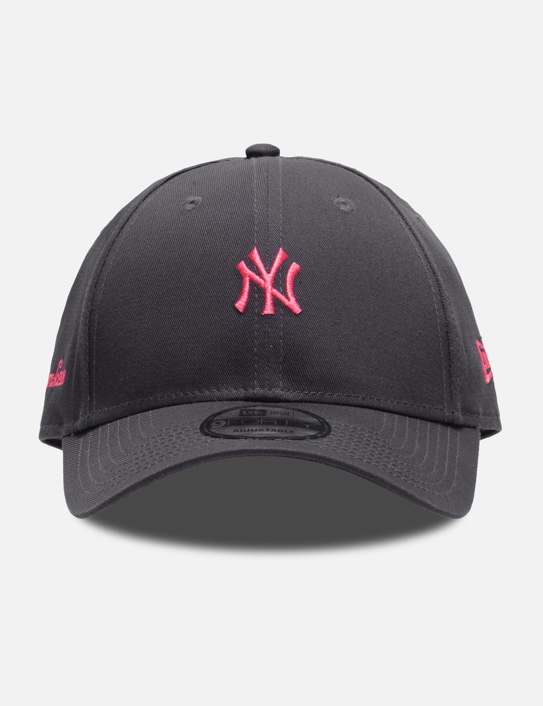 New Era New York Yankees Mini Logo 9Forty Cap