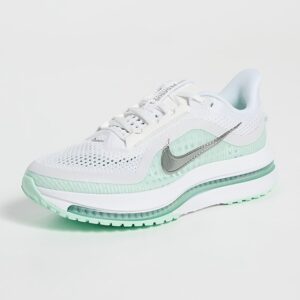 Nike Nike Pegasus Premium Sneakers