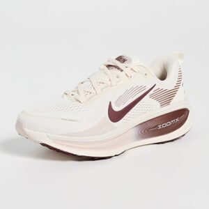 Nike Nike Vomero 18 Sneakers Nike Vomero 18 Sneakers