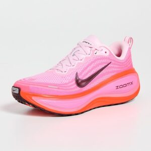 Nike Nike Vomero Plus Sneakers Nike Vomero Plus Sneakers
