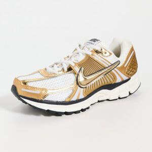 Nike Nike Zoom Vomero 5 Gold Sneakers Nike Zoom Vomero 5 Gold Sneakers