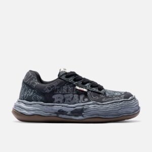 "OLIVER" OG Sole Graffiti Printed Canvas Low-Top Sneaker