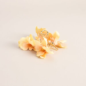 Packed For Paradise Hair Claw Clip