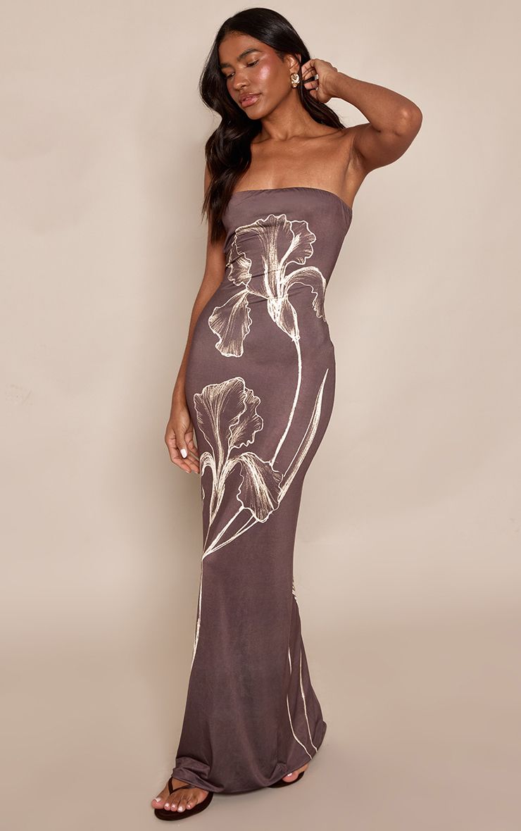 PrettyLittleThing Brown Floral Printed Bandeau Maxi Dress - Image 3
