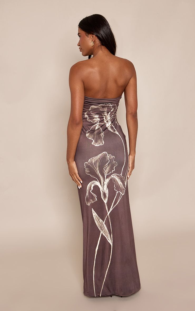PrettyLittleThing Brown Floral Printed Bandeau Maxi Dress - Image 2