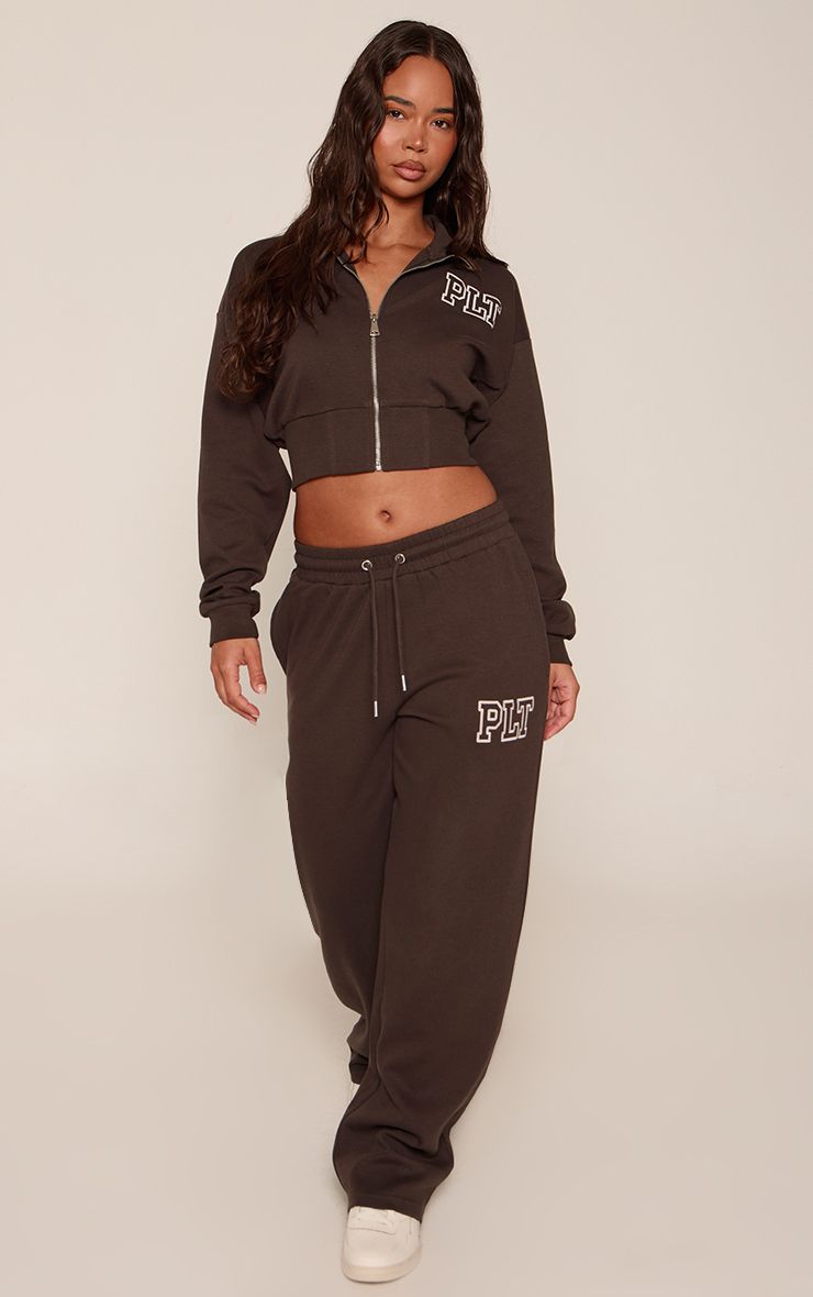 PrettyLittleThing Chocolate PLT Straight Leg Joggers - Image 3