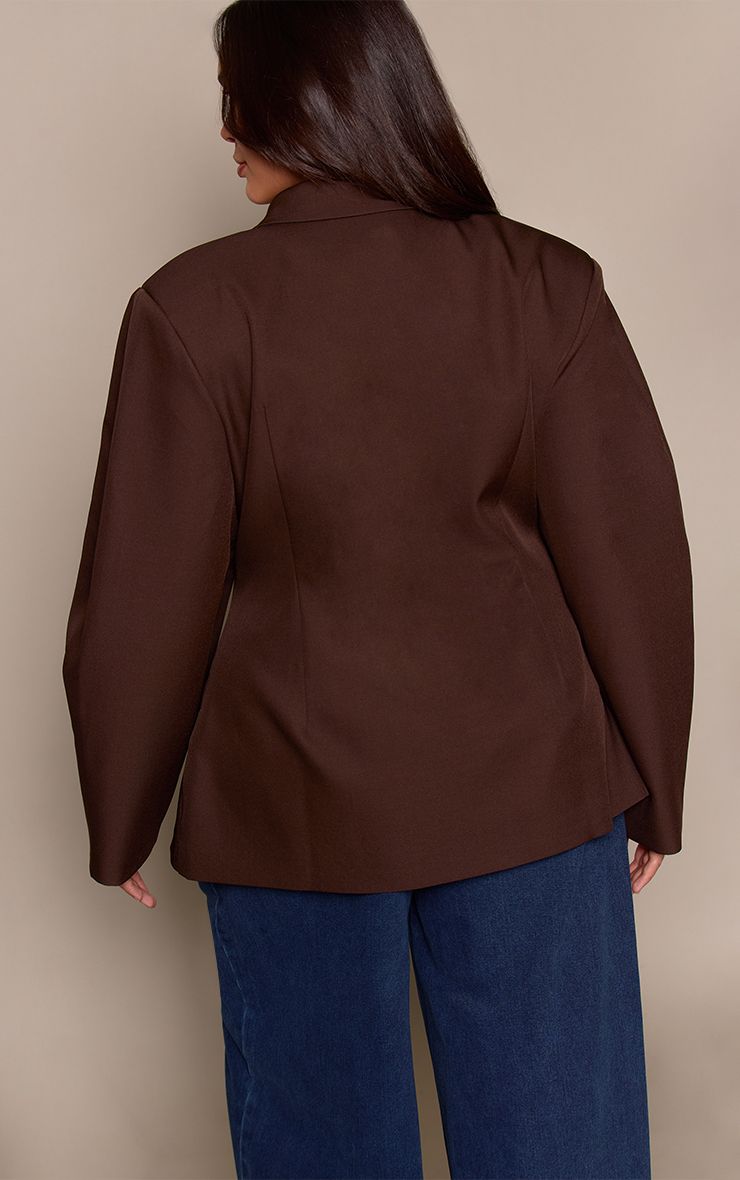 PrettyLittleThing Plus Chocolate Asymmetric Detail Cocoon Sleeve Blazer - Image 2