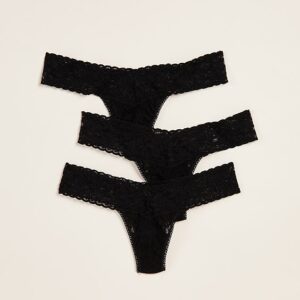 Signature Lace Low Rise Thong 3 Pack