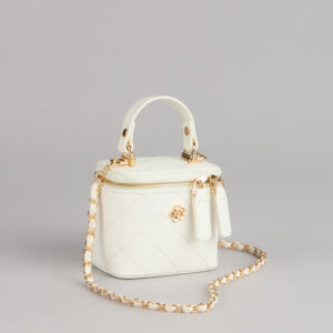 Windsor Sweet Details Quilted Mini Handle Crossbody Sweet Details Quilted Mini Handle Crossbody