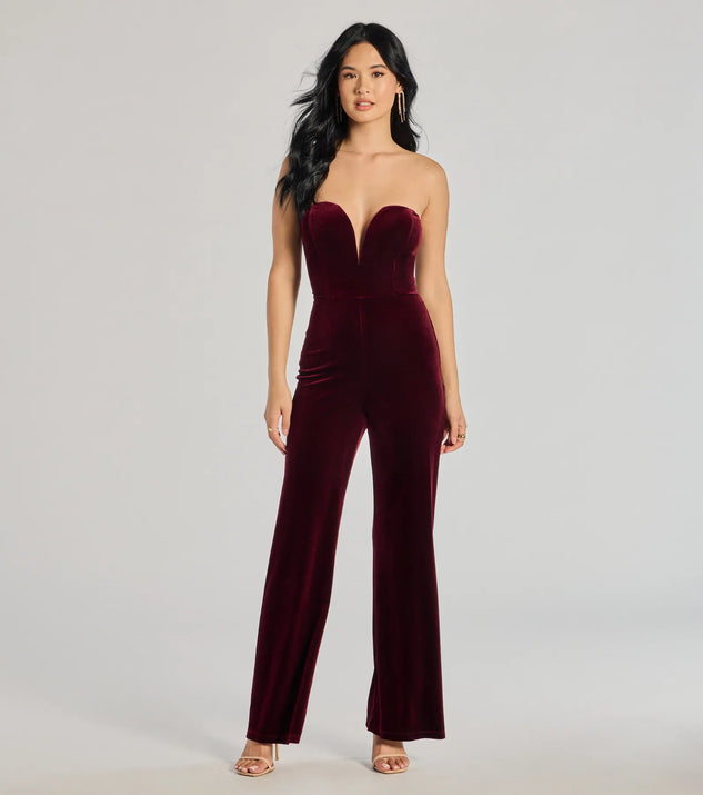 Windsor The Glam Factor Sleeveless Velvet Jumpsuit