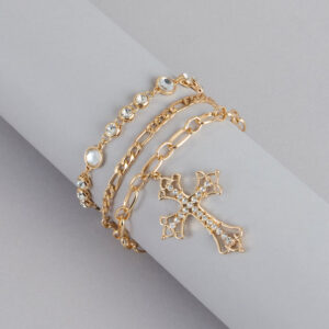 Windsor Trendy Glam Rhinestone Cross Charm Anklet Set Trendy Glam Rhinestone Cross Charm Anklet Set