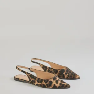 Untamed Chic Leopard Print Pointy Flats
