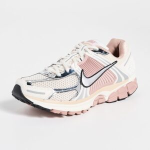 Nike W Nike Zoom Vomero 5 News W Nike Zoom Vomero 5 News