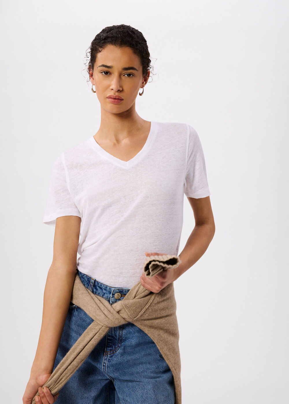 White Linen V Neck T-Shirt - Image 3