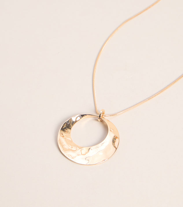 Windsor Circle Back Pendant Necklace - Image 3