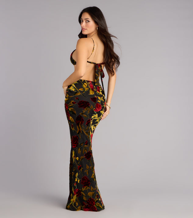 Windsor Milana Velvet Open Back Mermaid Formal Dress - Image 2