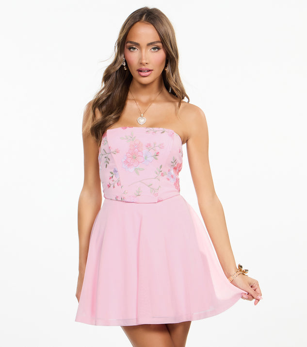 Windsor Petal Plans Floral Embroidered Skater Dress - Image 3