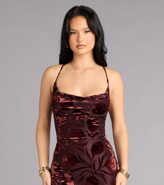 Windsor Primrose Velvet Pattern Lace-Up Formal Dress - Image 3