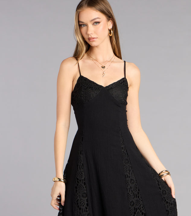 Windsor Soft Spoken Statement Linen V Neck Maxi Dress - Image 3