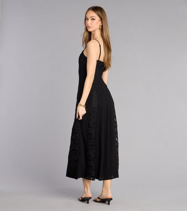 Windsor Soft Spoken Statement Linen V Neck Maxi Dress - Image 2