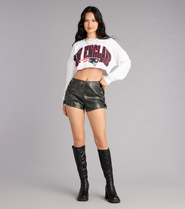 Windsor Ultra Game NFL New England Patriots Crop Sweatshirt - Image 3